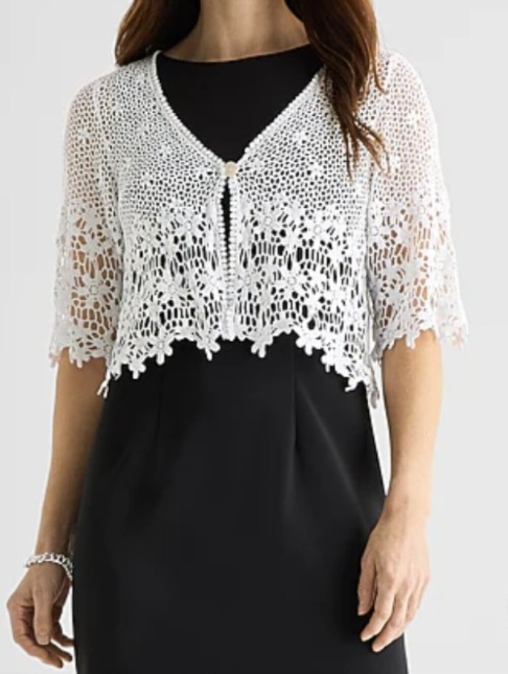 RABBIT RABBIT RABBIT Floral White Cropped Crocheted Lace Shrug/Cardigan Small